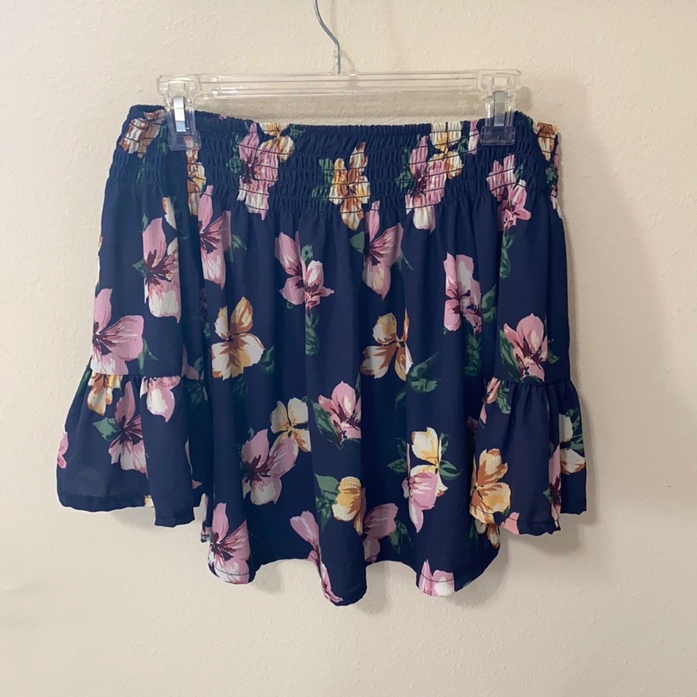 Floral sleeveless top